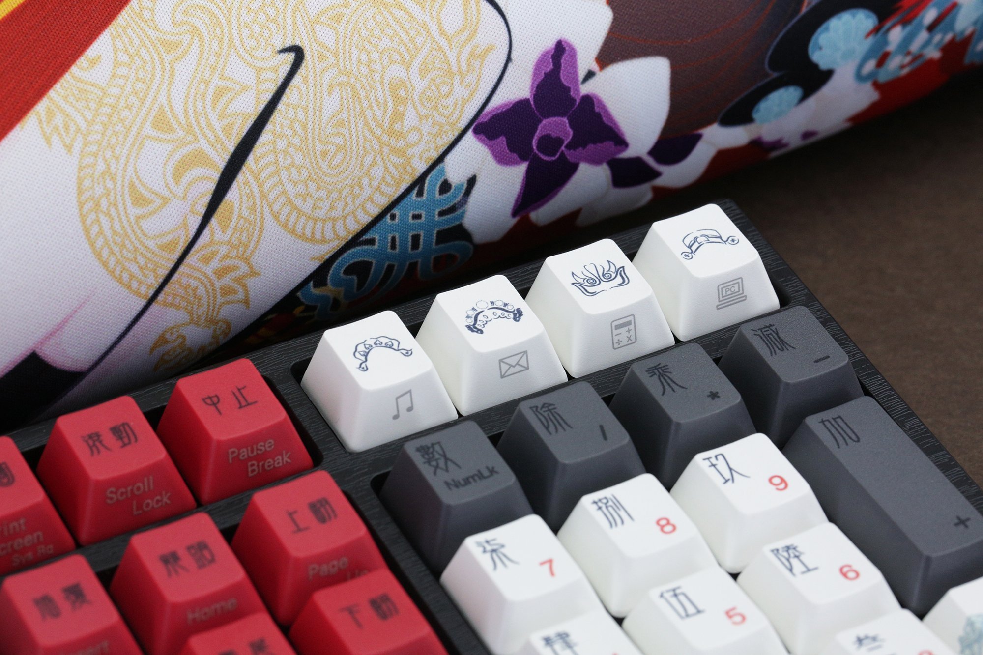 Клавиатура Varmilo MA108M V2 Peking Opera EC Sakura V2 EU ...