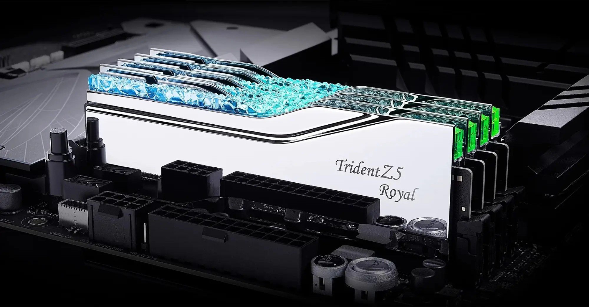 Модуль памяти G.Skill DDR5 32GB 2x16GB 7200MHz Trident Z5 Royal