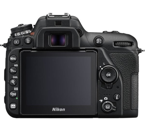 Цифрова фотокамера Nikon D7500 AF-S DX 18-140 VR (VBA510K002